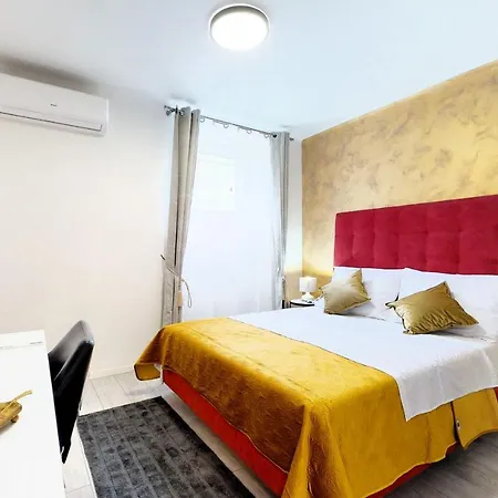 Gita - Modern & Guest house *